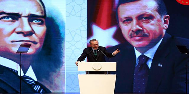 Cumhurbaşkanı Erdoğan, Selçuklu Kongre Merkezi'nde 1