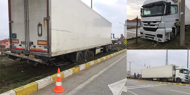 Sürücüsü uyuyan tır refüje çıktı