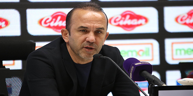 Konyaspor, Mehmet Özdilek’le yollarını ayırdı