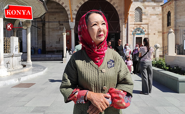 Kırgız Sanatçı Sadikova: ‘Türkiye, Türk Cumhuriyetlerinin Kültürünü Yaşatıyor’