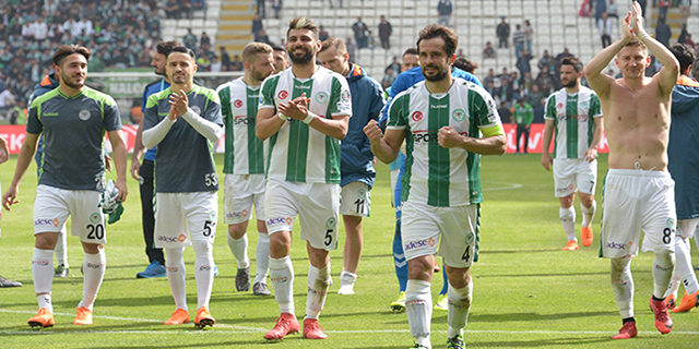 Konyasporlu futbolcu Selim Ay: “Bu maçı taraftarla birlikte kazandık”