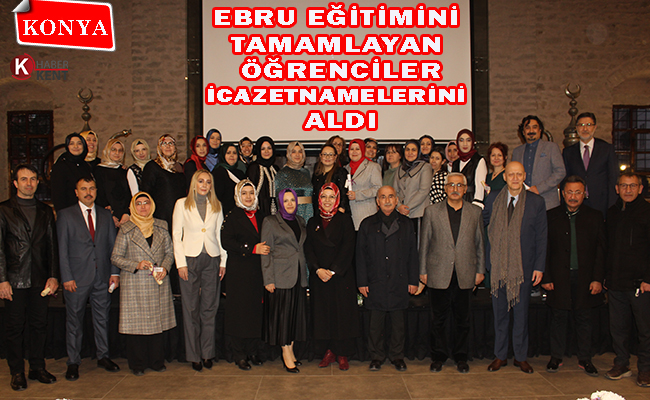 Konya’da Ebru Eğitimini Tamamlayan 27 Öğrenci İcazetnamelerini Aldı