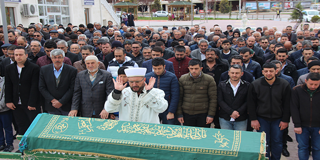 Kamyonetin çarptığı 10 yaşındaki çocuk hayatını kaybetti