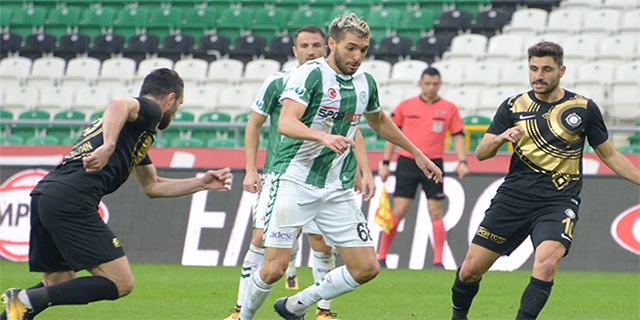 Konyaspor oyuncusu Mehdi Bourabia: “Taraftarımızı çok özledik”