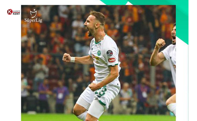 Konyaspor'un Deplasmanda Oynadığı Galatasaray Karşılaşmasının İlk Yarısı Tamamlandı