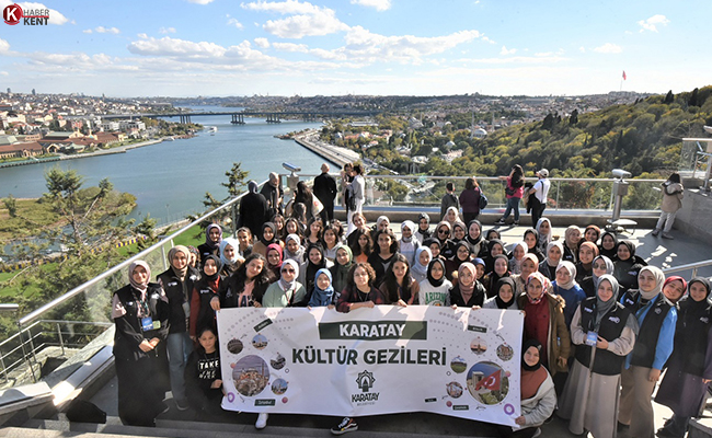 ‘Karatay Okuyor’ Projesinin Başarılı Öğrencileri İstanbul’u Gezdi