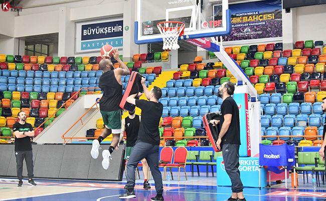 Konyaspor Basketbol’da Anadolu Efes Maçı Hazırlıkları