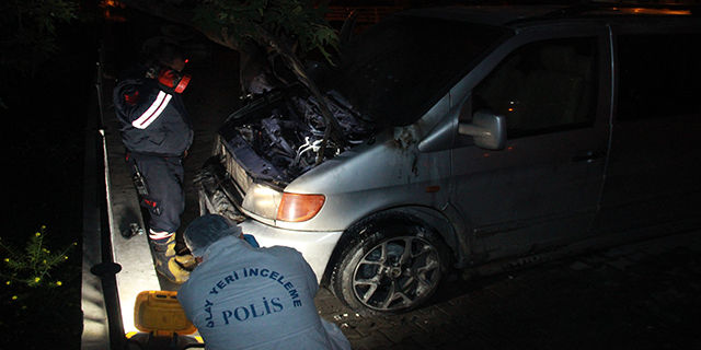 Önce tehdit aldı daha sonra aracı kundaklandı
