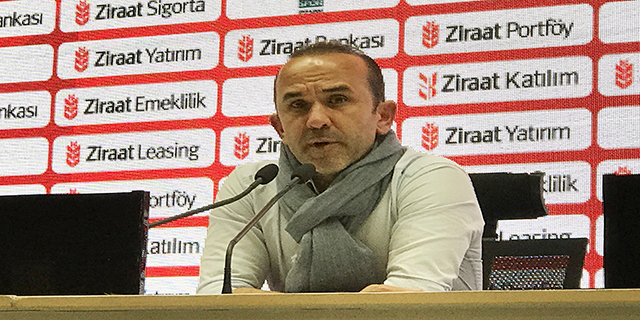 KONYASPOR TEKNİK DİREKTÖRÜ ÖZDİLEK: “KENDİ EVİMİZDE KAZANMAK ÖNEMLİ”