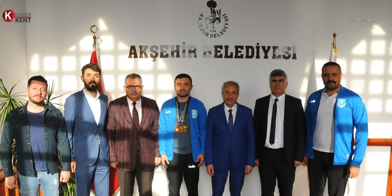 Türkiye Şampiyonundan Başkan Akkaya’ya Ziyaret