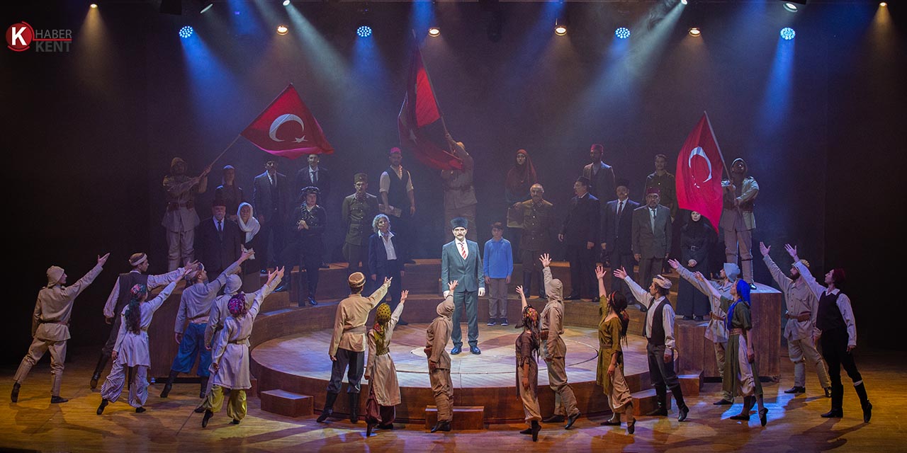 ‘Cumhuriyete Doğru’ Tiyatro Oyunu Konya’da Sahnelenecek