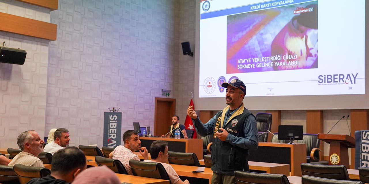 Selçuklu Belediyesi Personeli Siber Tehditlere Karşı Bilinçlendirildi