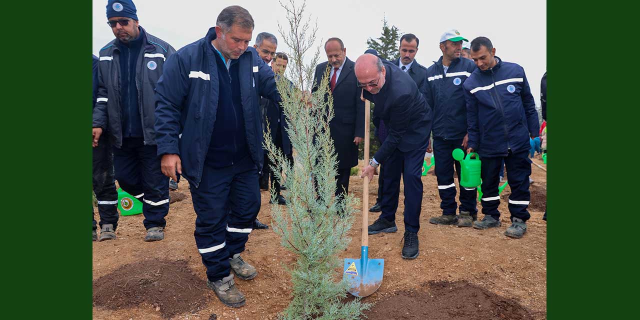 Sille’de Fidanlar Toprakla Buluşturuldu