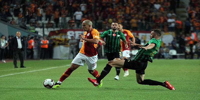 TFF Süper Kupa: Galatasaray: 0 - Akhisarspor: 1 (İlk yarı)