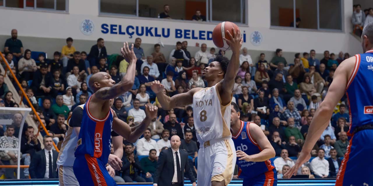 Konya Büyükşehir Emin Adımlarla: Yarı Finalde