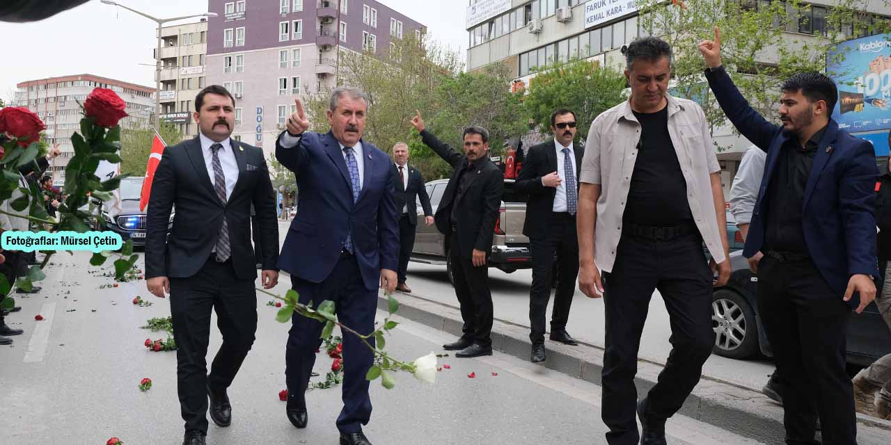BBP Lideri Destici’ye Konya’da Coşkulu Karşılama