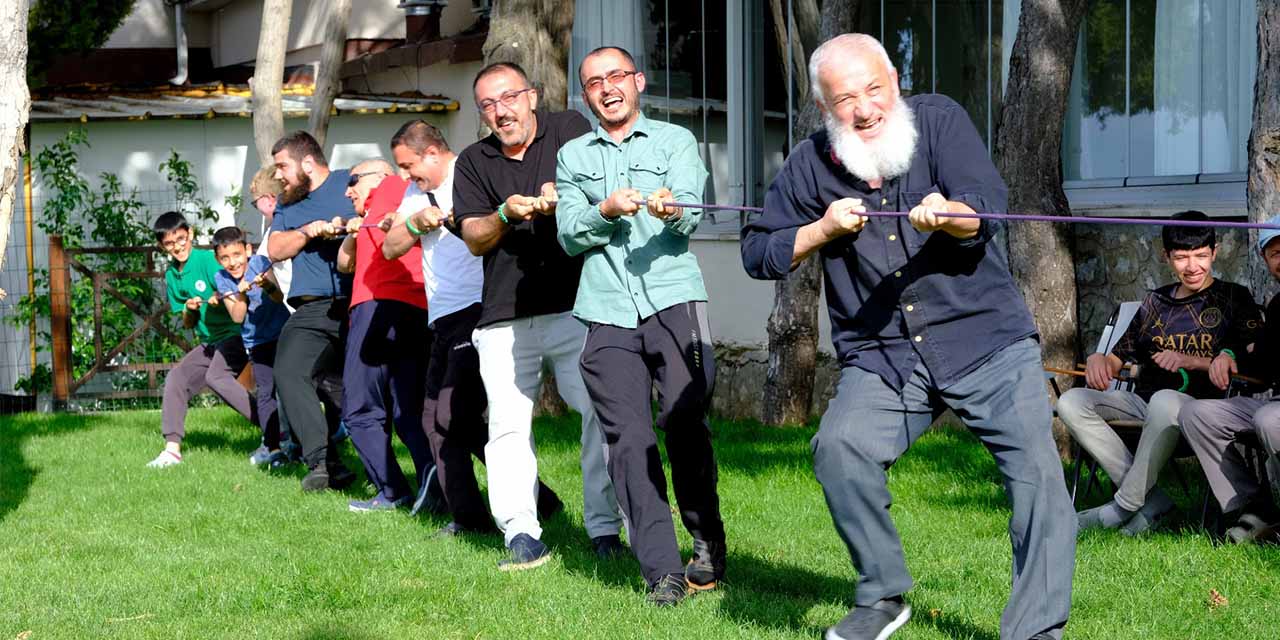 Konya Büyükşehir Etkinlikleriyle Gönülleri Fethediyor