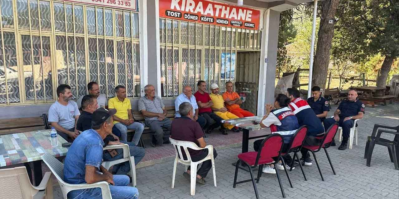 Jandarma Köy Köy Dolaşıyor, ‘Oltaya Gelmeyin!’ Uyarısı Yapıyor