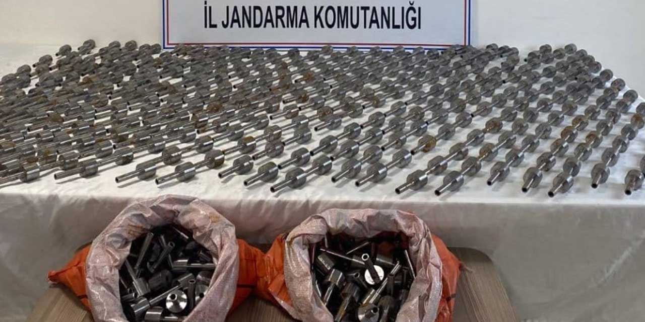 Konya’da Çuval İçerisinde 586 Adet Tabanca Namlusu Ele Geçirdi