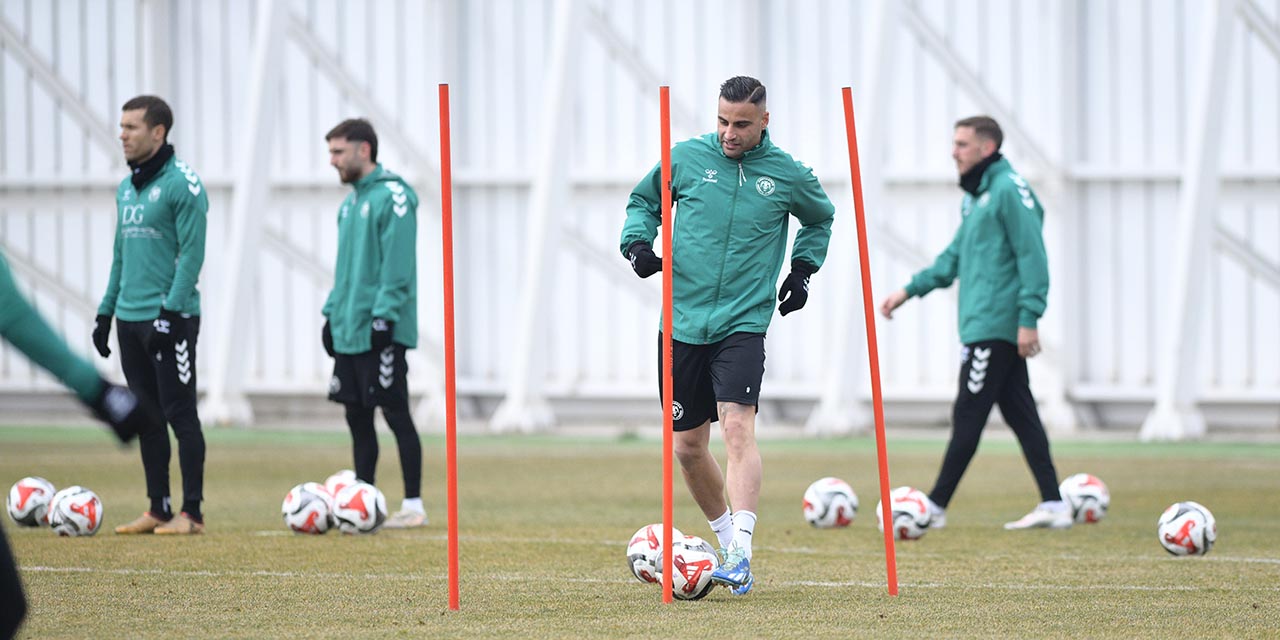 Konyaspor Beşiktaş Maçının Hazırlıklarını Sürdürdü