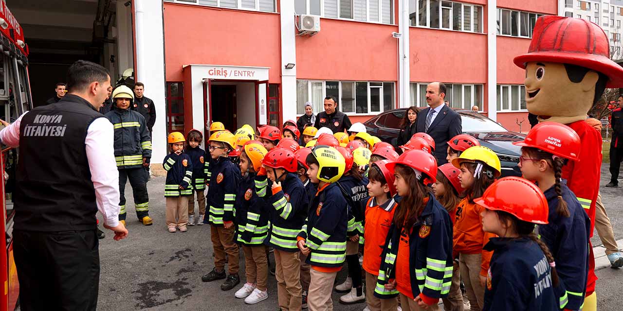 Konya’da 1. Sınıfa Giden 45 Bin Çocuğa İtfaiye Eğitimi Veriliyor