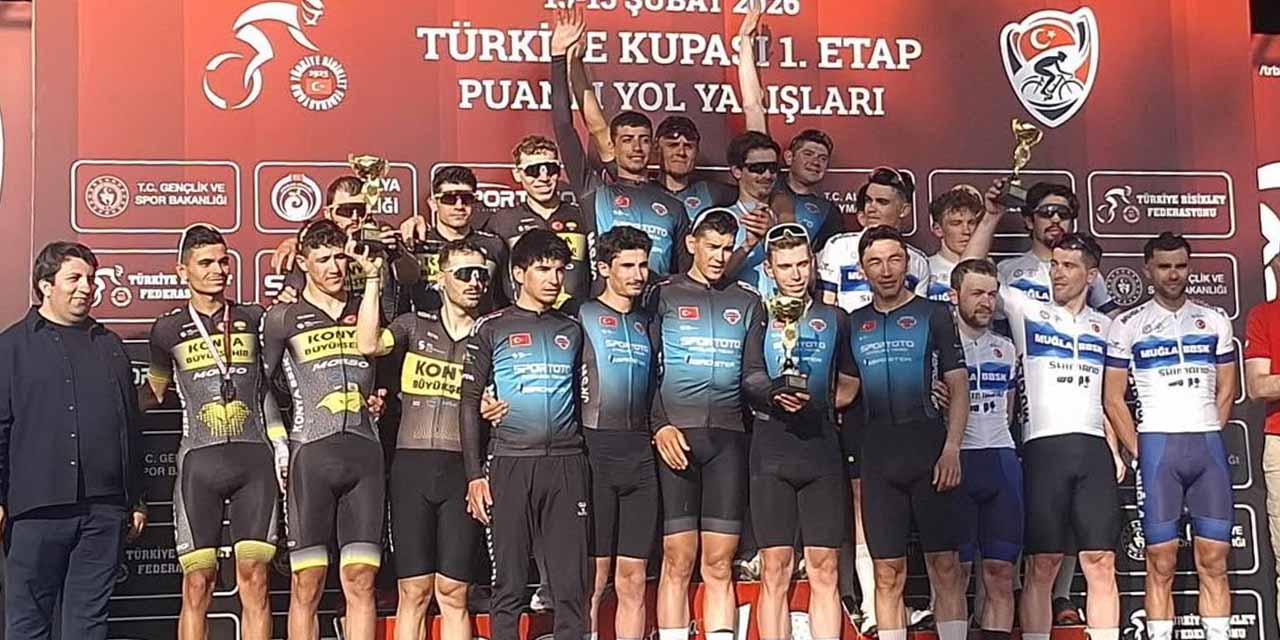 Konya Büyükşehirli Bisikletçiler İkincilik Kürsüsüne Çıktı