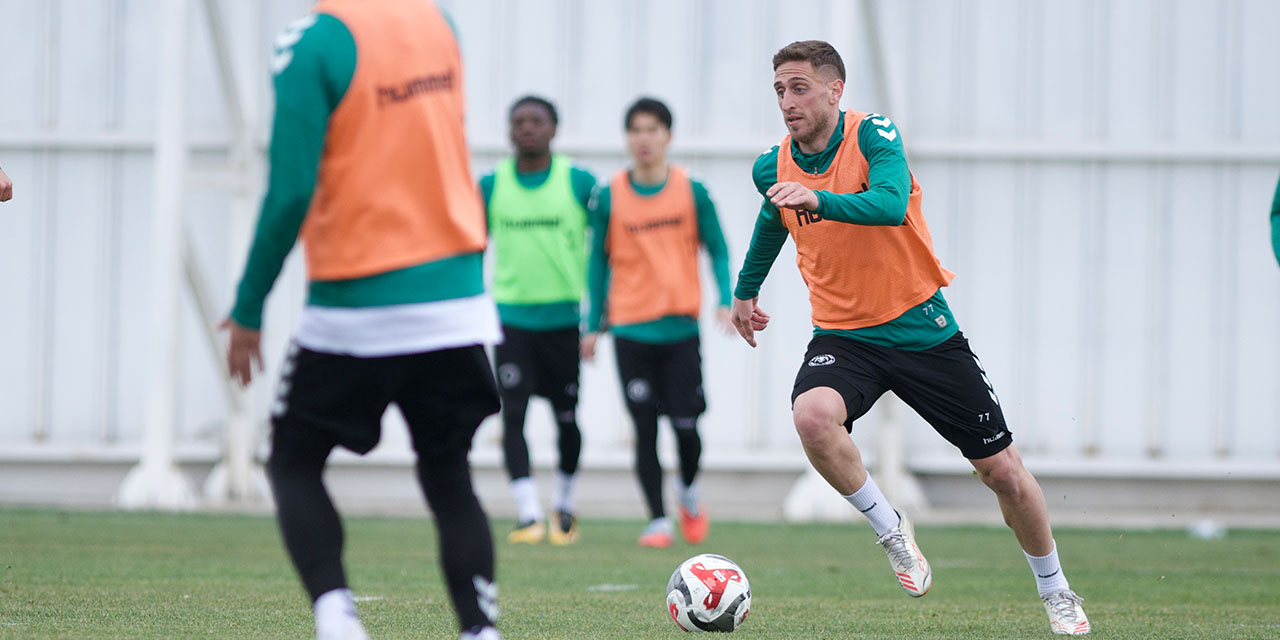 Konyaspor’da Galatasaray Mesaisi Sürüyor