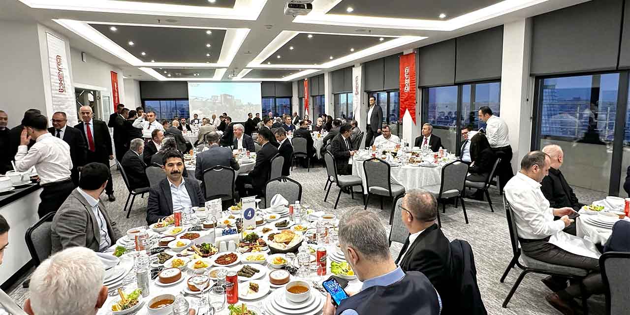 Finans Dünyası Geleneksel Bera Holding İftarında Buluştu