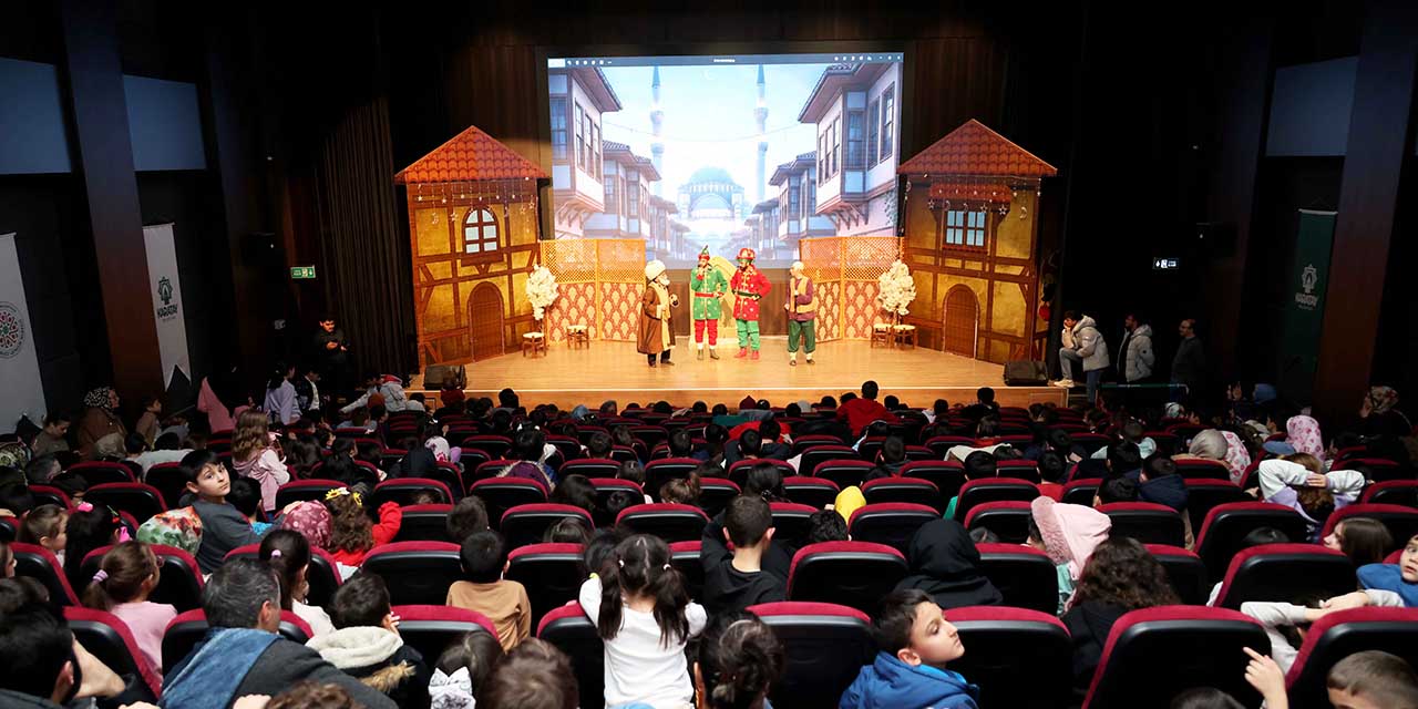 Ramazan Akşamlarına ‘Tiyatro ve Gölge Oyunu’ Renk Katıyor