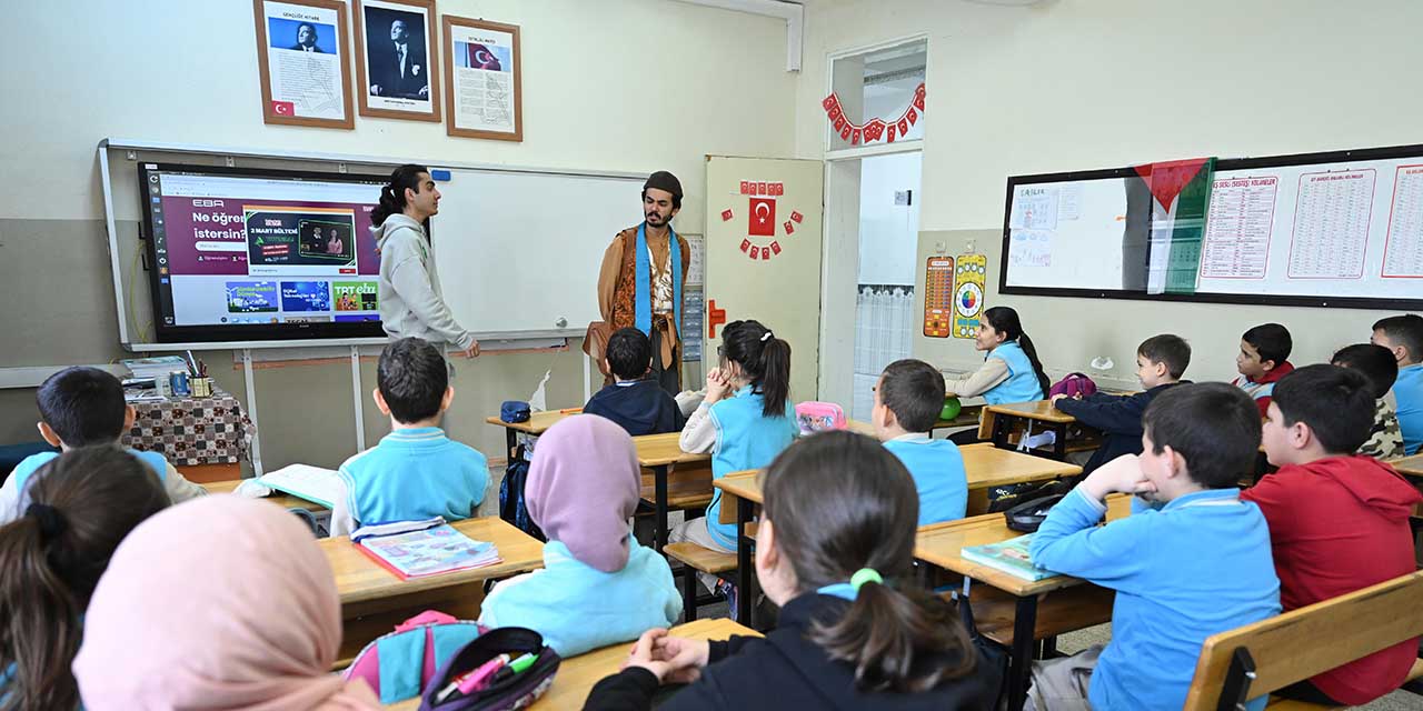 Başkan Altay: “165 Bin Öğrencimize Tasarruf ve Milli Teknoloji Hamlesi Bilinci Kazandırıyoruz”