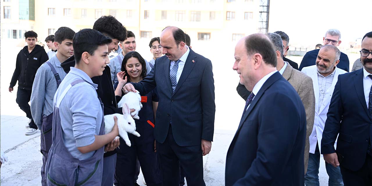 Baykan ve Altay Lise Öğrencileriyle Buluştu