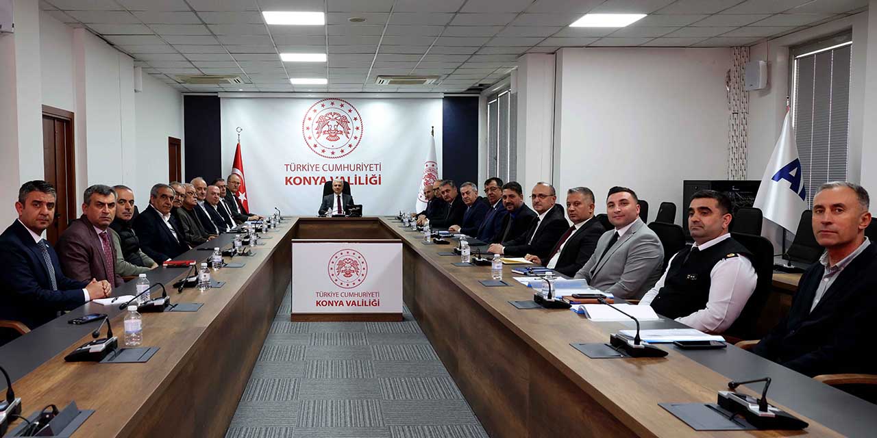 Konyaspor'un Fenerbahçe ve Trabzonspor Maçlarında Alınacak Tedbirler Görüşüldü