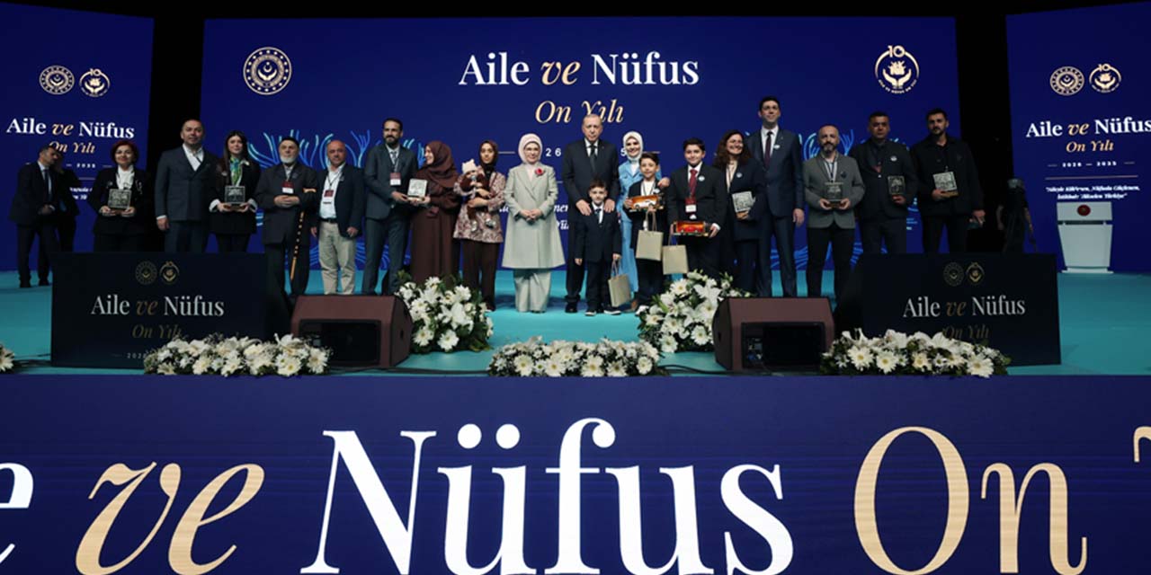 Cumhurbaşkanı Erdoğan: "Vatan, Millet Sevgisinin İlk Adresi Ailedir"