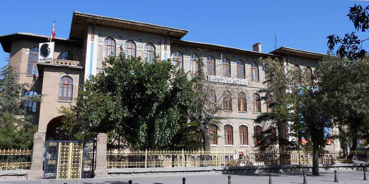 137 Yıllık Eğitim Yuvasının Mezunları Buluşacak