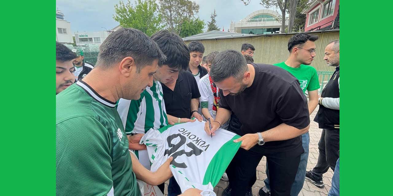 Konyaspor’un Efsane İsmi Vukovic, 9 Yıl Sonra Taraftarla Buluştu