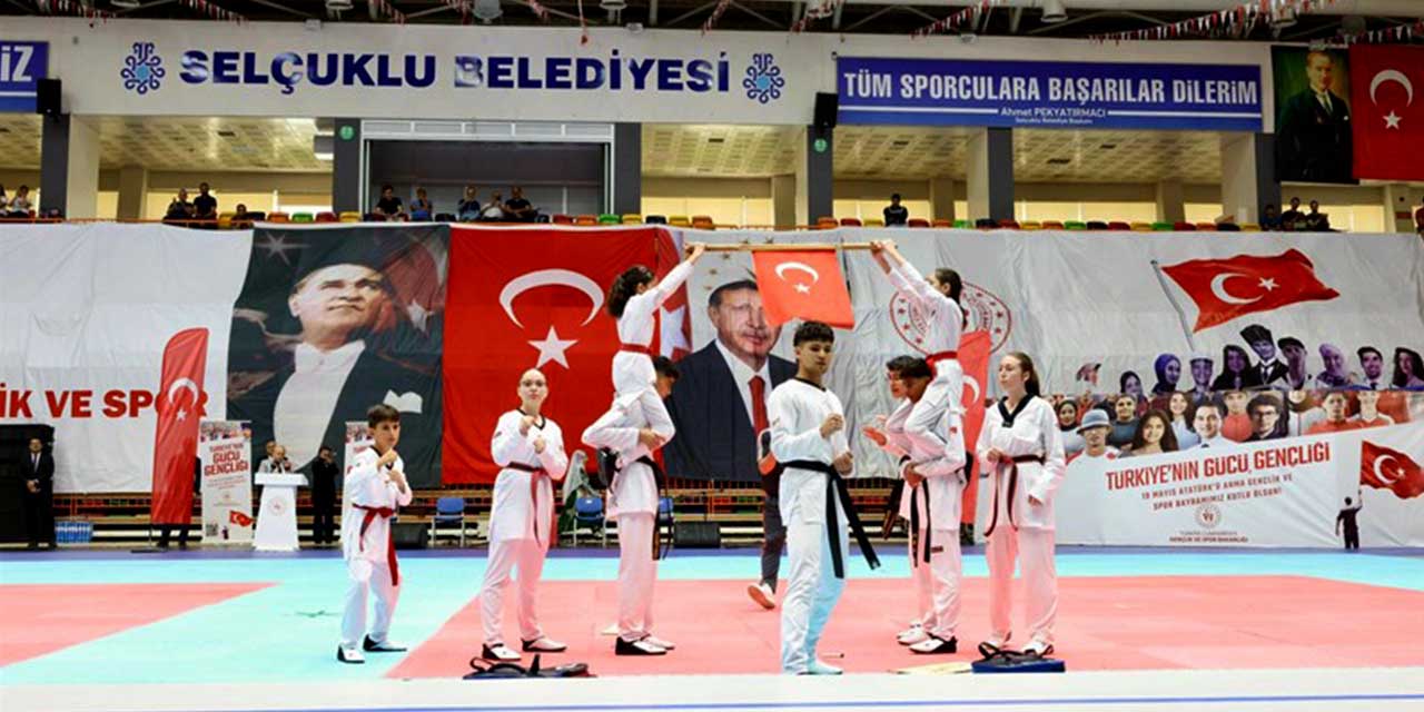 19 Mayıs Atatürk’ü Anma, Gençlik ve Spor Bayramı Coşkuyla Kutlandı