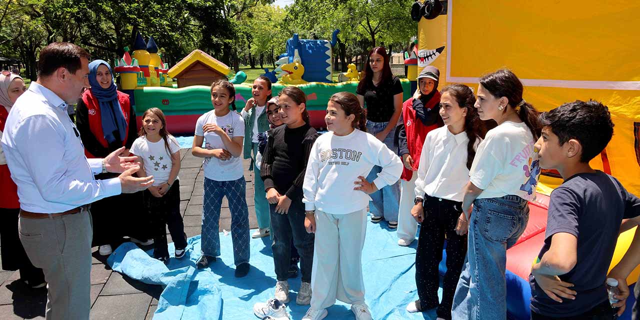 “Bir Atık Çok Şey Değiştirir” Yarışmasında Okullar Ödüllerine Kavuştu