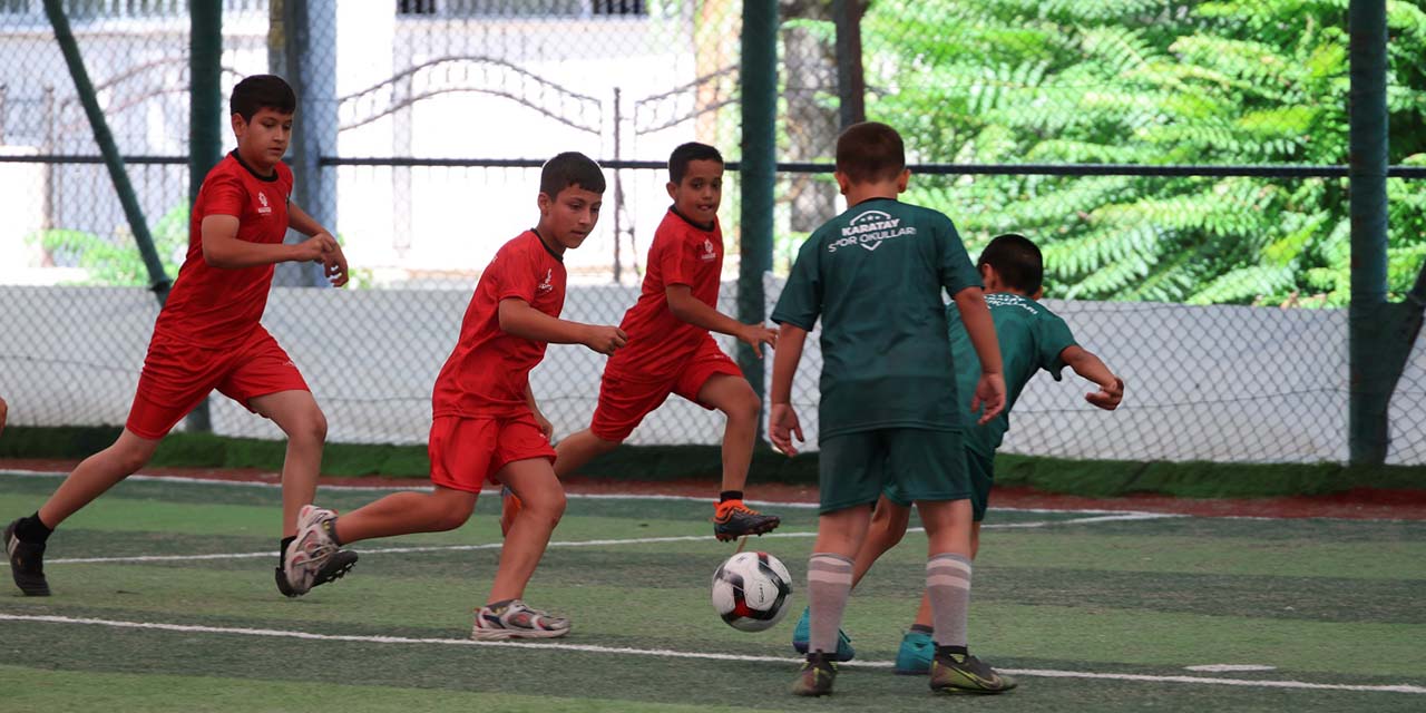 Karatay’da 5. Geleneksel Camiler ve Kur'an Kursları Arası Futbol Turnuvası