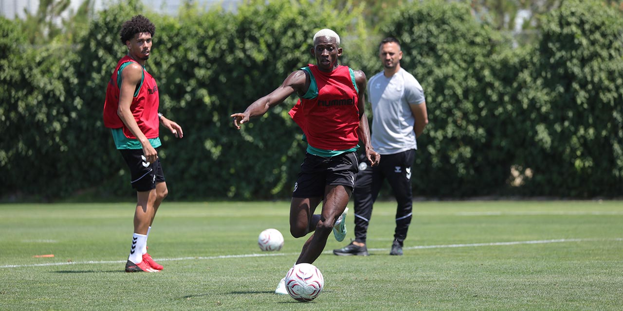 Konyaspor’da Fenerbahçe Mesaisi Başladı