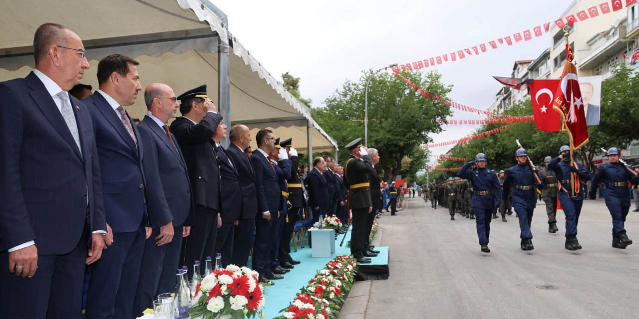 Konya’da Zafer Bayramı Coşkuyla Kutlandı