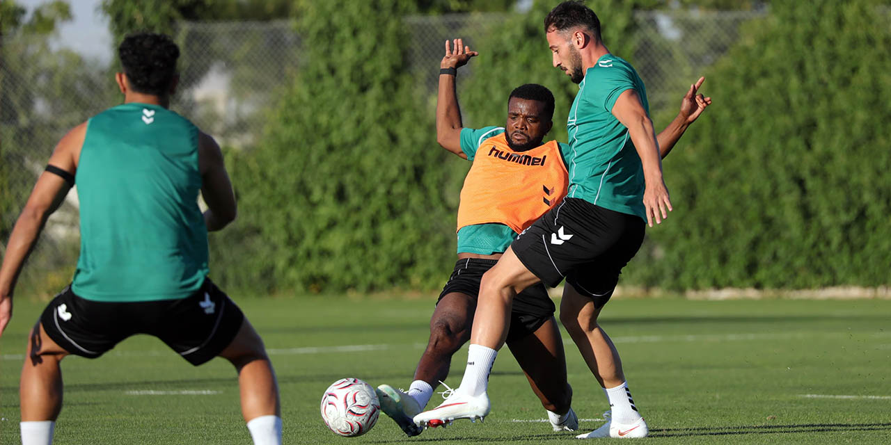 Konyaspor’da Trabzonspor Mesaisi Başladı