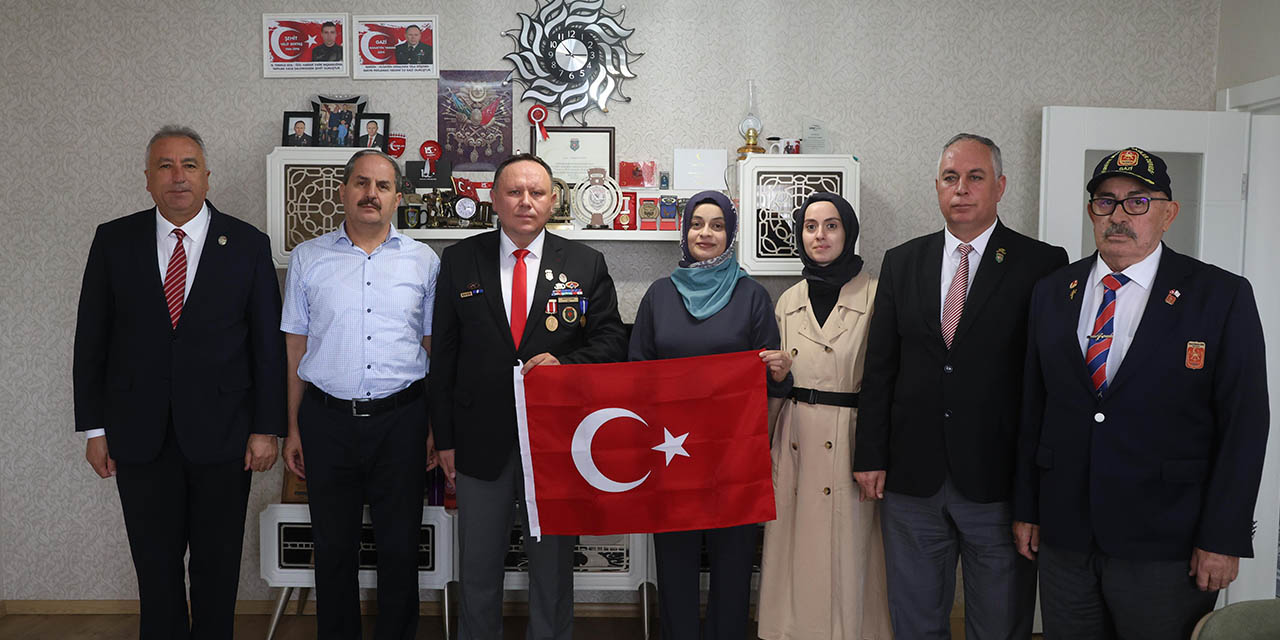 Konya Büyükşehir Belediyesi, Şehit Yakınları ve Gazileri Düzenli Olarak Ziyaret Ederek