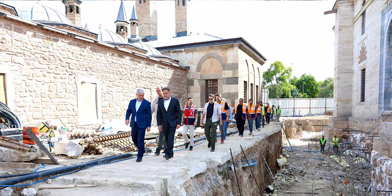 Vali Akın, Sultan Selim Camii’ndeki Restorasyon Çalışmalarını Yerinde İnceledi