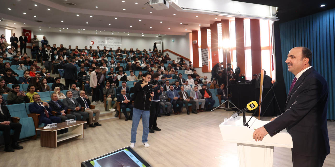 Başkan Altay: “Şehrimize Nitelikli İnsan Kaynağı Kazandırıyor”