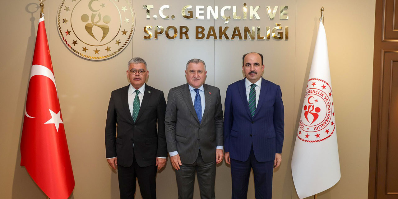 Konyaspor, Bakan Bak’a Gerçekleştirilmesi Planlanan Projeleri Sundu