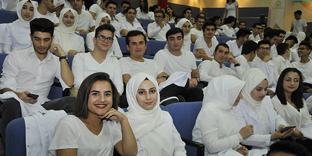 Diş Hekimliği Fakültesi’nde Beyaz Önlük Heyecanı