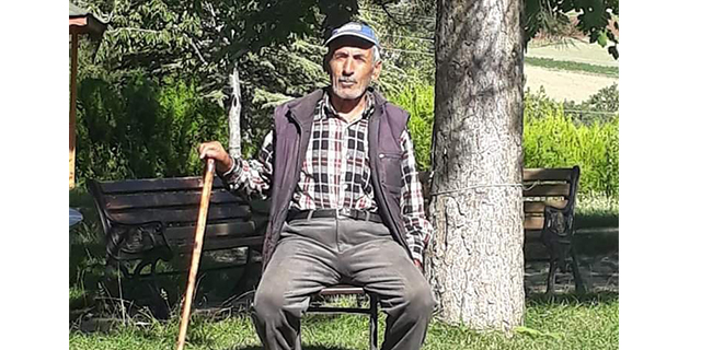 Yaşlı Adam, Kadın Komşusu Tarafından Bıçaklanarak Öldürüldü