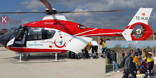 Kalp Krizi Geçiren Yaşlı Adam Ambulans Helikopterle Hastaneye Yetiştirildi