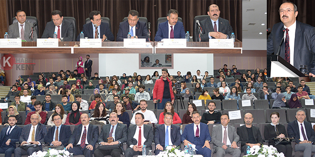 Selçuk’ta "Geleceğe Dokunuş" Paneli