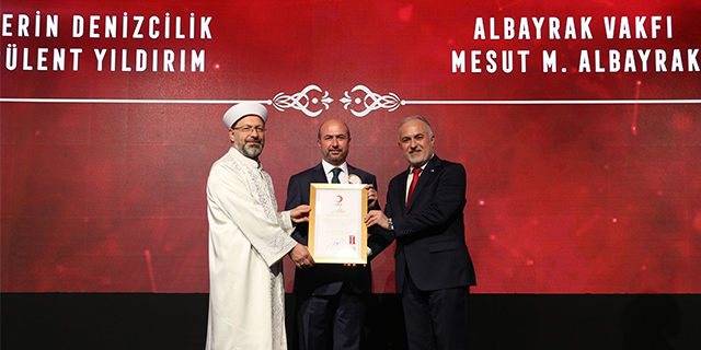 Türk Kızılay’ından Selçuklu Belediyesine altın madalya